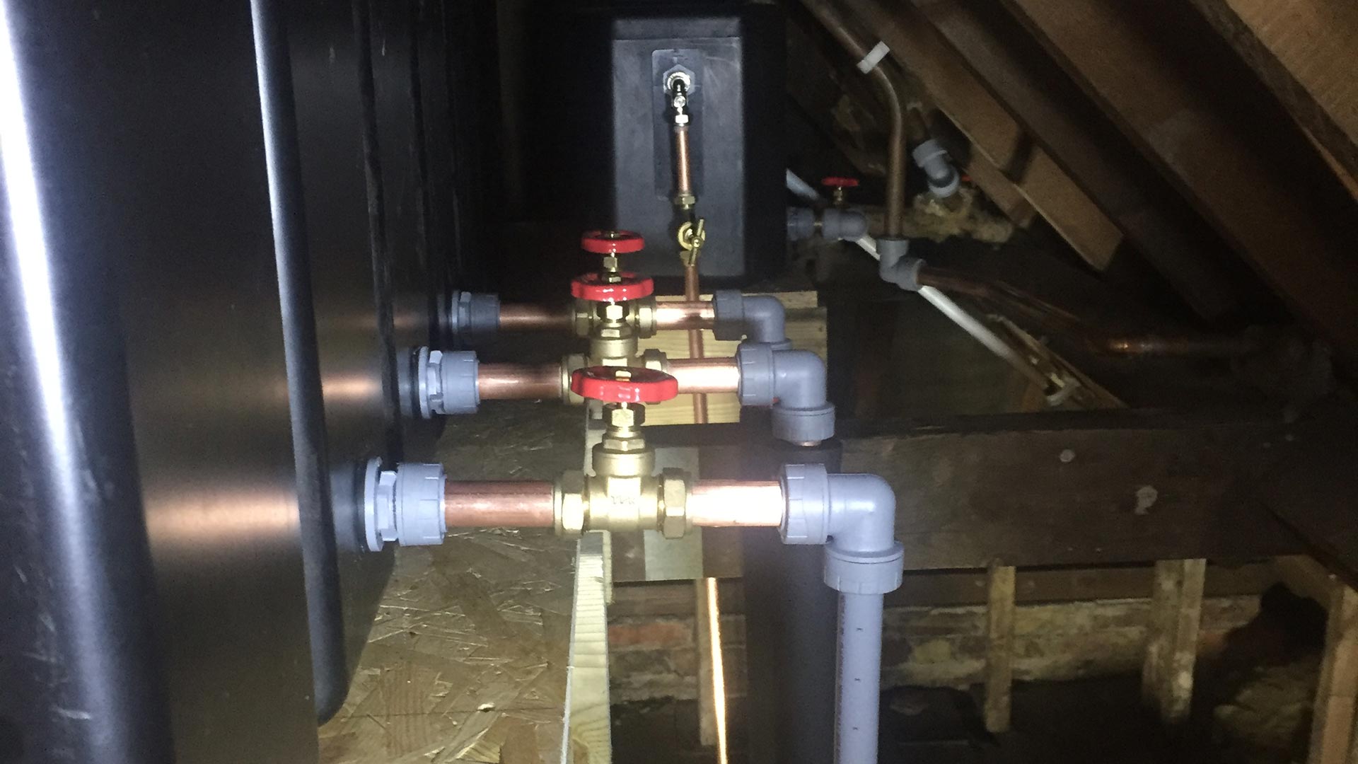 How to prepare for the winters months and avoid frozen pipes